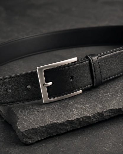 Maison Noir Minimal Leather Belt